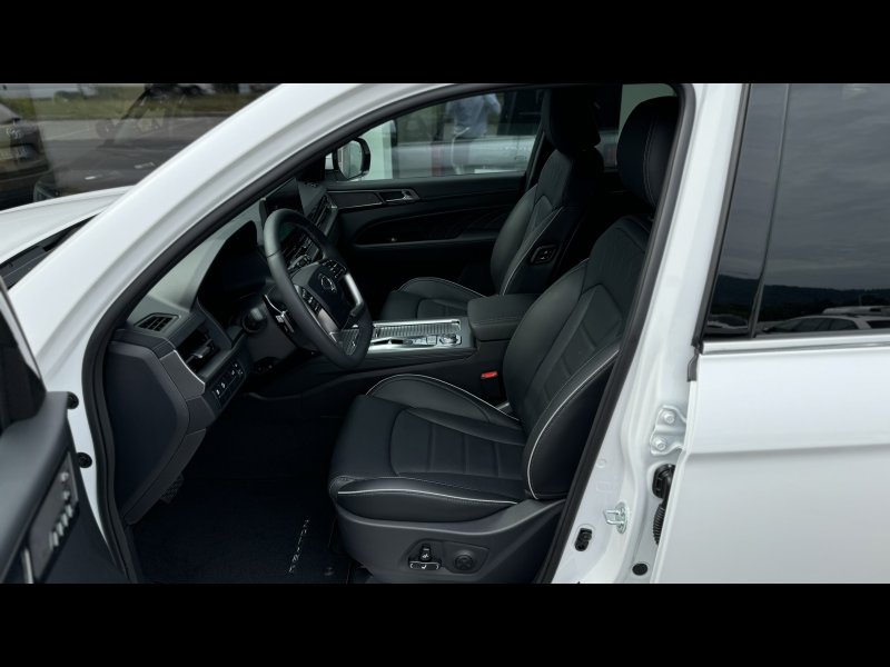Rexton 2.2 D e-XDI Premium 4WD BLACK EDITION - predvádzacie vozidlo