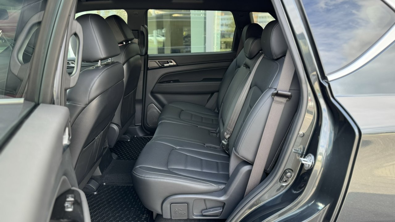 Rexton 2.2 D e-XDI Clever 4WD 7 miest