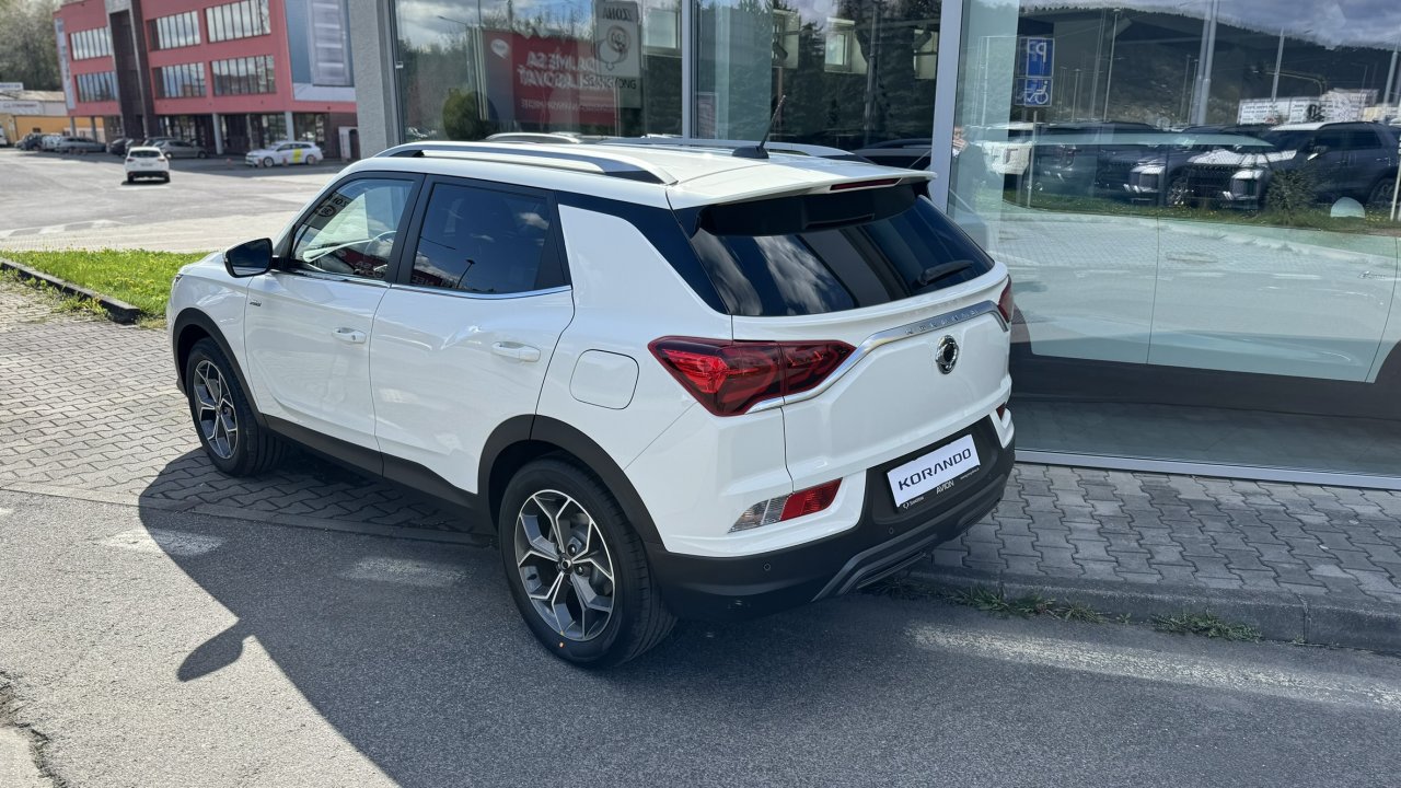 Korando 1.5 GDI TURBO Style+ FWD Automat